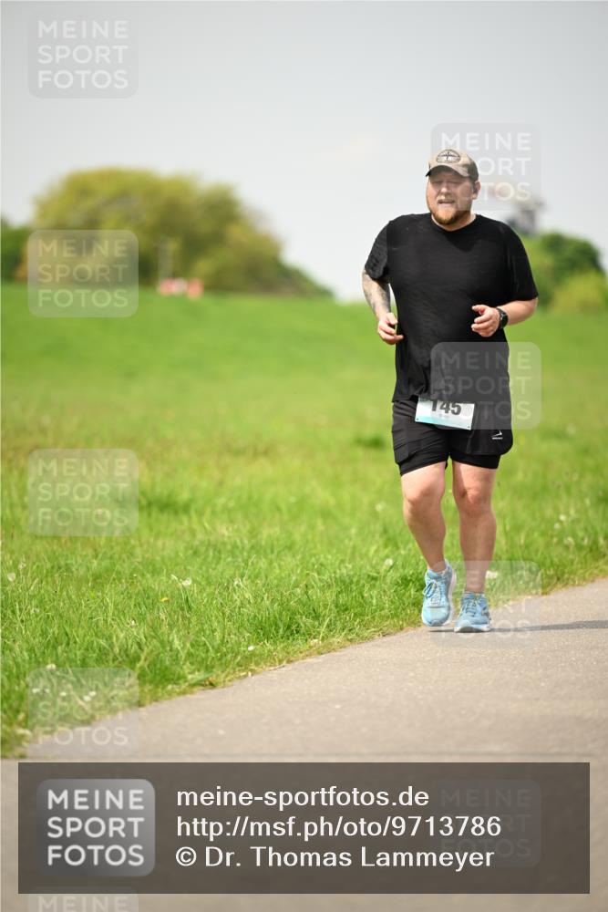 10.05.2026 - 8. Wedeler Halbmarathon Dr. Thomas Lammeyer http://msf.ph/oto/9713786 10.05.2026 12:16:06 Laufen 145 meine-sportfotos.de