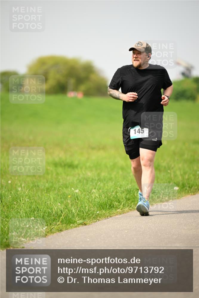 10.05.2026 - 8. Wedeler Halbmarathon Dr. Thomas Lammeyer http://msf.ph/oto/9713792 10.05.2026 12:16:07 Laufen 145 meine-sportfotos.de