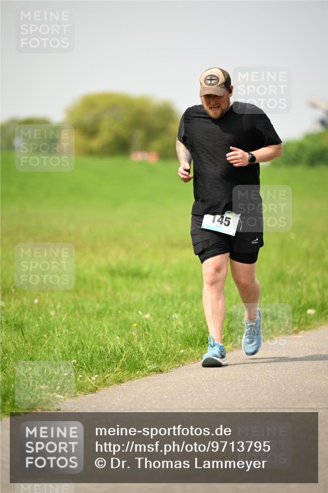 10.05.2026 - 8. Wedeler Halbmarathon Dr. Thomas Lammeyer http://msf.ph/oto/9713795 10.05.2026 12:16:07 Laufen 145 meine-sportfotos.de