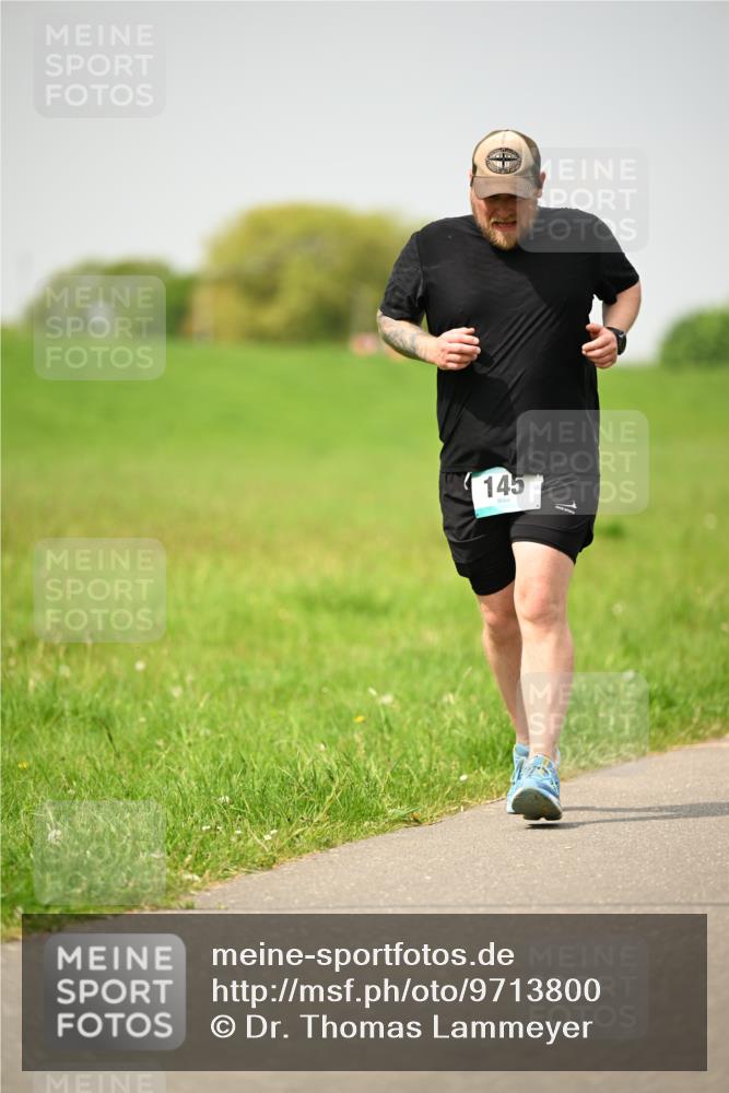 10.05.2026 - 8. Wedeler Halbmarathon Dr. Thomas Lammeyer http://msf.ph/oto/9713800 10.05.2026 12:16:07 Laufen 145 meine-sportfotos.de