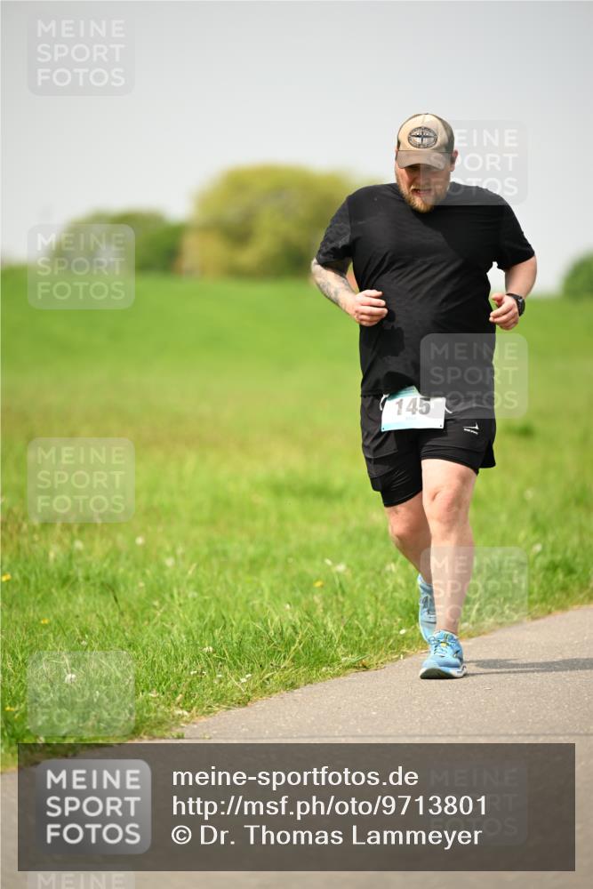 10.05.2026 - 8. Wedeler Halbmarathon Dr. Thomas Lammeyer http://msf.ph/oto/9713801 10.05.2026 12:16:07 Laufen 145 meine-sportfotos.de