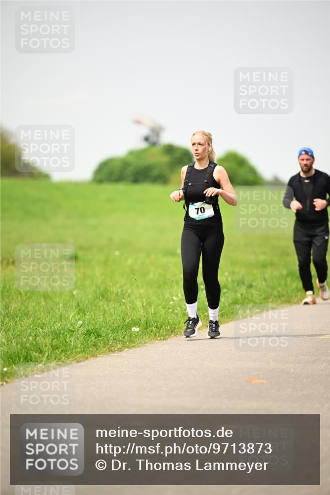10.05.2026 - 8. Wedeler Halbmarathon Dr. Thomas Lammeyer http://msf.ph/oto/9713873 10.05.2026 12:16:49 Laufen  meine-sportfotos.de