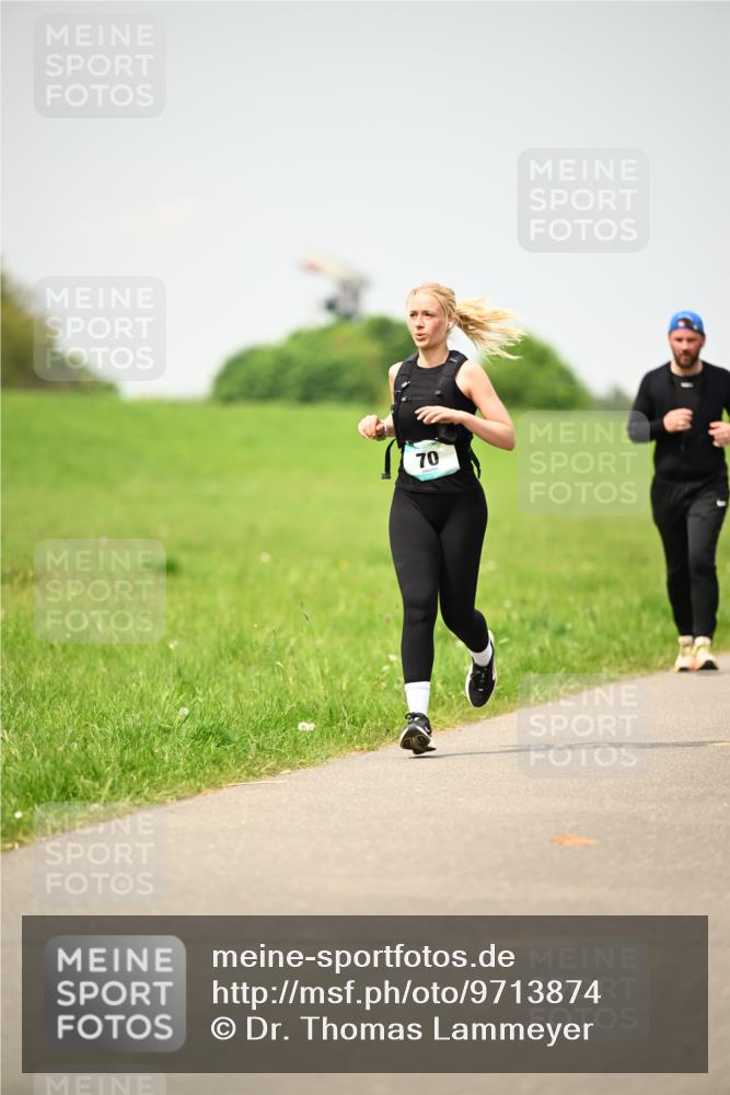 10.05.2026 - 8. Wedeler Halbmarathon Dr. Thomas Lammeyer http://msf.ph/oto/9713874 10.05.2026 12:16:49 Laufen  meine-sportfotos.de