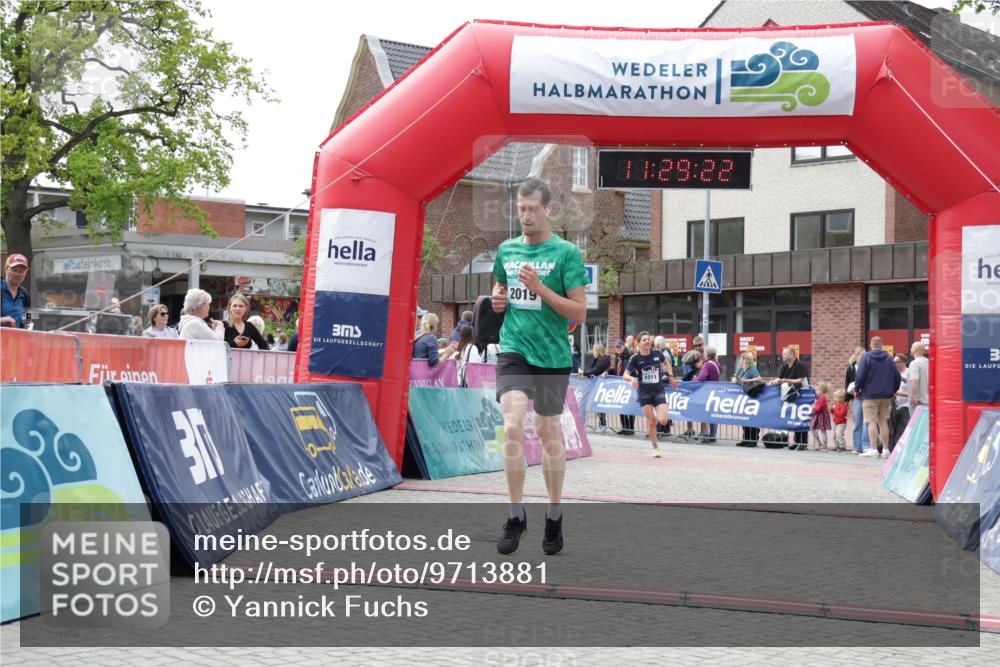 10.05.2026 - 8. Wedeler Halbmarathon Yannick Fuchs http://msf.ph/oto/9713881 10.05.2026 11:29:20 Ziel 1011, 2019 meine-sportfotos.de