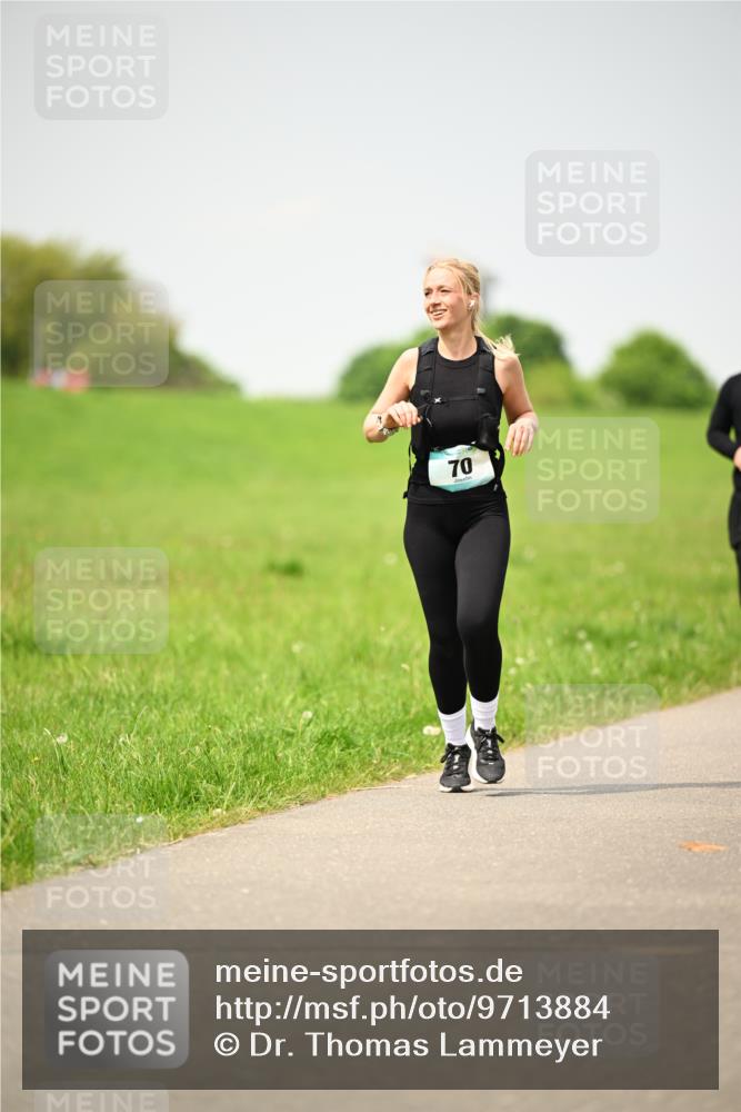 10.05.2026 - 8. Wedeler Halbmarathon Dr. Thomas Lammeyer http://msf.ph/oto/9713884 10.05.2026 12:16:50 Laufen  meine-sportfotos.de