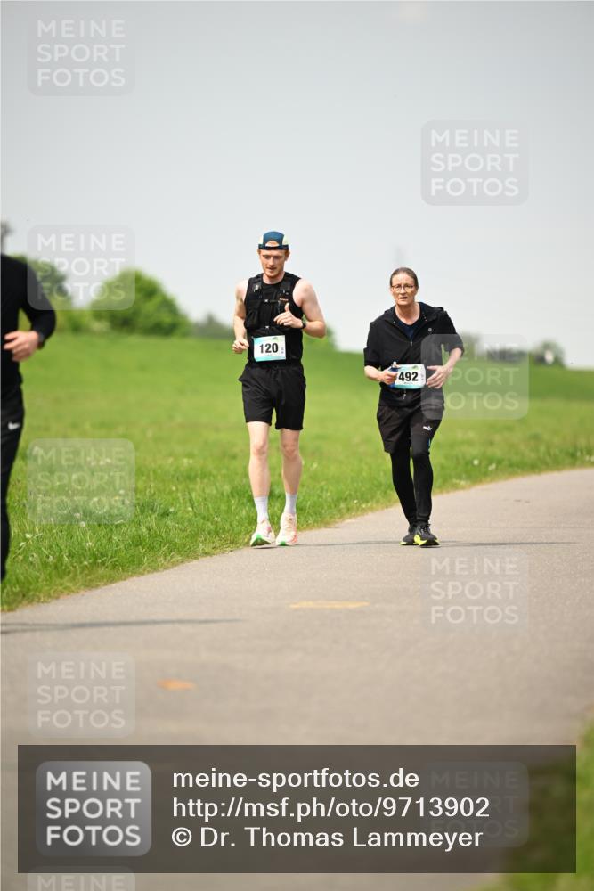10.05.2026 - 8. Wedeler Halbmarathon Dr. Thomas Lammeyer http://msf.ph/oto/9713902 10.05.2026 12:16:53 Laufen 120, 492 meine-sportfotos.de