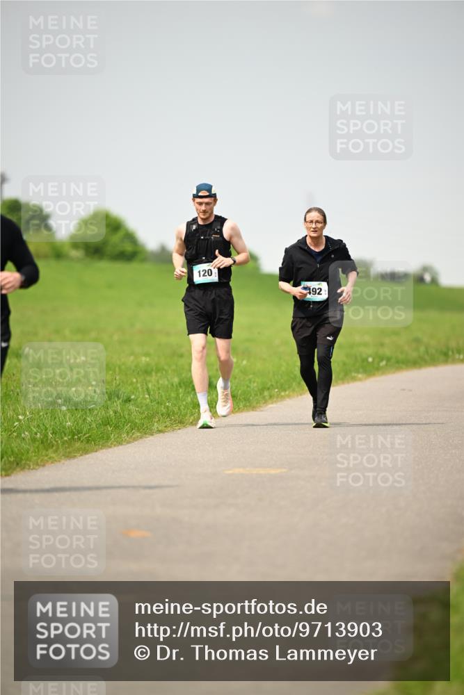 10.05.2026 - 8. Wedeler Halbmarathon Dr. Thomas Lammeyer http://msf.ph/oto/9713903 10.05.2026 12:16:54 Laufen 120, 192 meine-sportfotos.de
