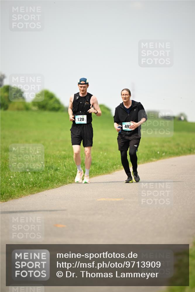 10.05.2026 - 8. Wedeler Halbmarathon Dr. Thomas Lammeyer http://msf.ph/oto/9713909 10.05.2026 12:16:54 Laufen 120, 492 meine-sportfotos.de