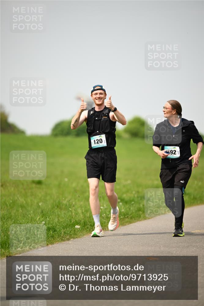 10.05.2026 - 8. Wedeler Halbmarathon Dr. Thomas Lammeyer http://msf.ph/oto/9713925 10.05.2026 12:16:57 Laufen 120 meine-sportfotos.de