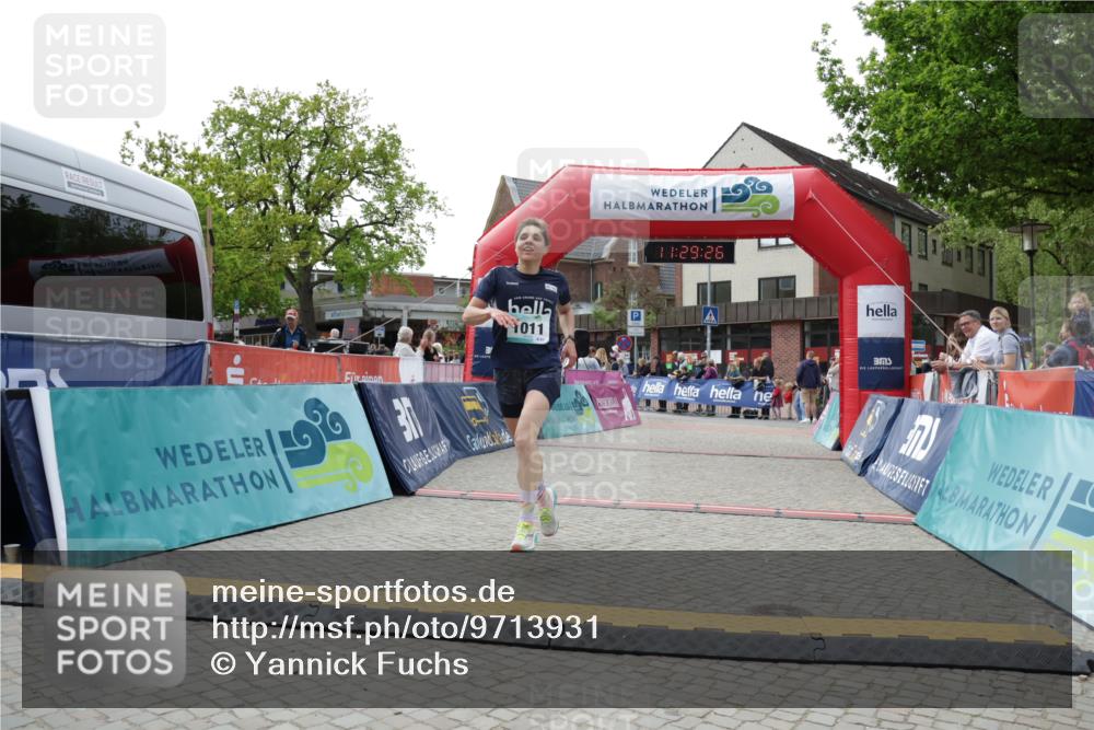 10.05.2026 - 8. Wedeler Halbmarathon Yannick Fuchs http://msf.ph/oto/9713931 10.05.2026 11:29:24 Ziel 1011, 2019 meine-sportfotos.de