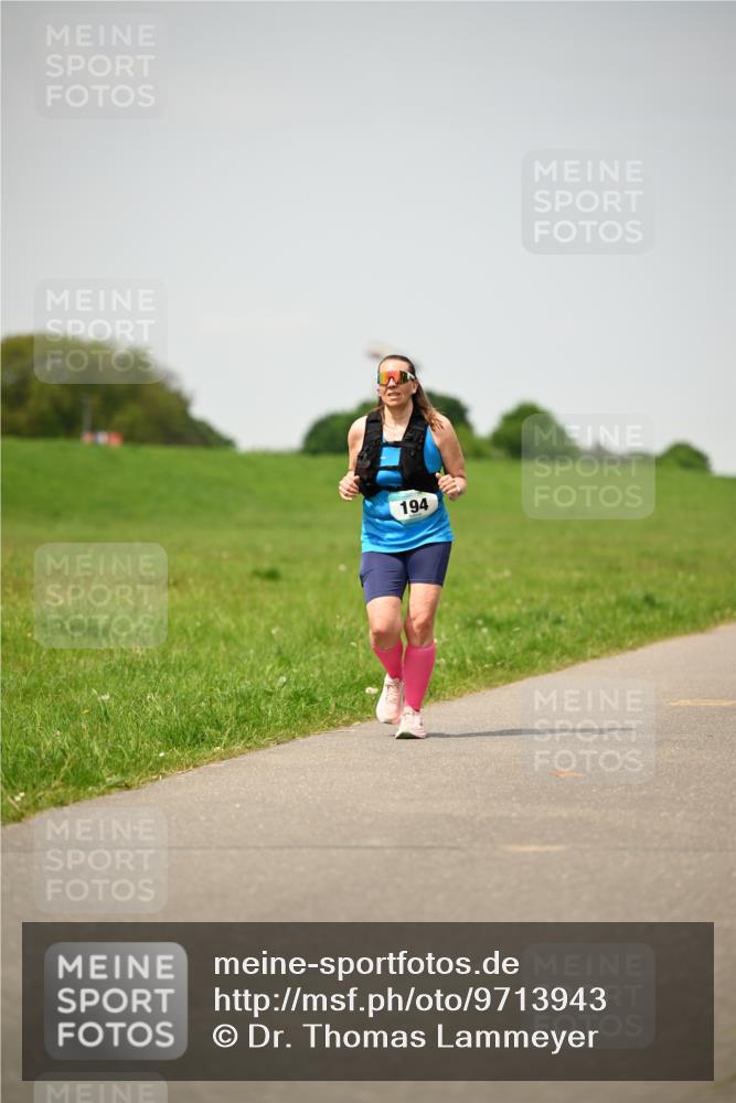 10.05.2026 - 8. Wedeler Halbmarathon Dr. Thomas Lammeyer http://msf.ph/oto/9713943 10.05.2026 12:17:30 Laufen 194 meine-sportfotos.de
