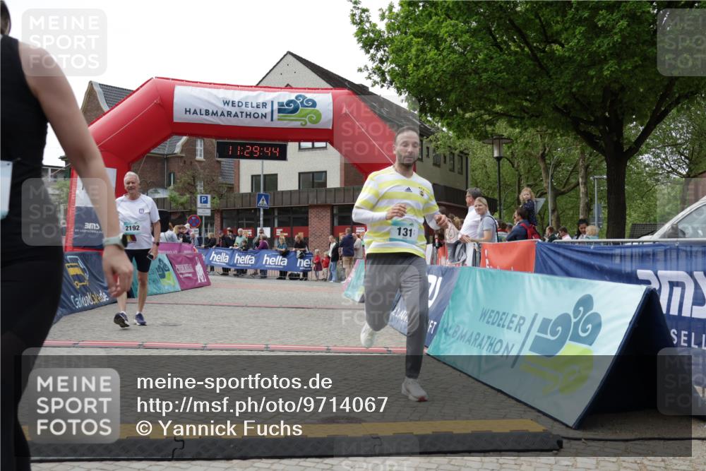 10.05.2026 - 8. Wedeler Halbmarathon Yannick Fuchs http://msf.ph/oto/9714067 10.05.2026 11:29:43 Ziel 131, 711, 1018, 2192, 2215 meine-sportfotos.de