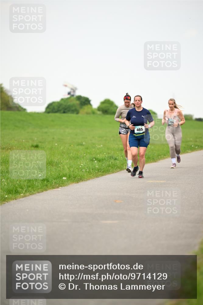 10.05.2026 - 8. Wedeler Halbmarathon Dr. Thomas Lammeyer http://msf.ph/oto/9714129 10.05.2026 12:18:30 Laufen 465, 356 meine-sportfotos.de