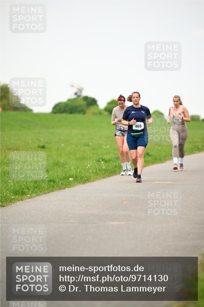 10.05.2026 - 8. Wedeler Halbmarathon Dr. Thomas Lammeyer http://msf.ph/oto/9714130 10.05.2026 12:18:31 Laufen 465, 356 meine-sportfotos.de
