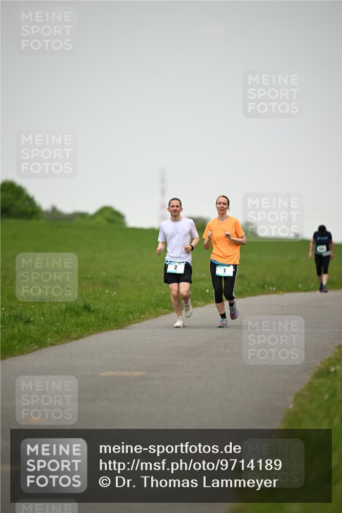 10.05.2026 - 8. Wedeler Halbmarathon Dr. Thomas Lammeyer http://msf.ph/oto/9714189 10.05.2026 12:18:51 Laufen  meine-sportfotos.de