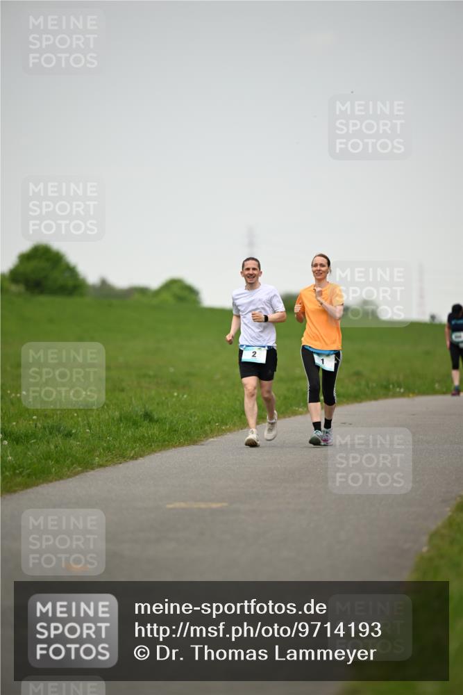 10.05.2026 - 8. Wedeler Halbmarathon Dr. Thomas Lammeyer http://msf.ph/oto/9714193 10.05.2026 12:18:52 Laufen  meine-sportfotos.de