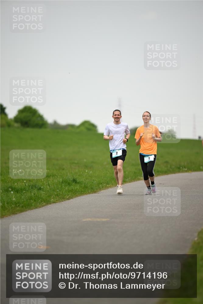 10.05.2026 - 8. Wedeler Halbmarathon Dr. Thomas Lammeyer http://msf.ph/oto/9714196 10.05.2026 12:18:52 Laufen  meine-sportfotos.de