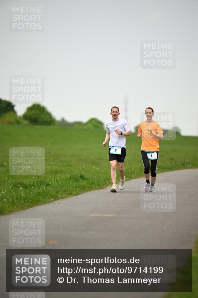 10.05.2026 - 8. Wedeler Halbmarathon Dr. Thomas Lammeyer http://msf.ph/oto/9714199 10.05.2026 12:18:52 Laufen  meine-sportfotos.de