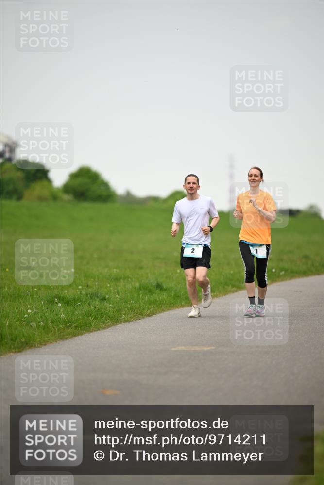 10.05.2026 - 8. Wedeler Halbmarathon Dr. Thomas Lammeyer http://msf.ph/oto/9714211 10.05.2026 12:18:53 Laufen  meine-sportfotos.de