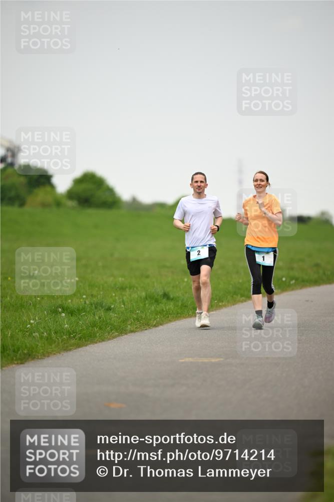 10.05.2026 - 8. Wedeler Halbmarathon Dr. Thomas Lammeyer http://msf.ph/oto/9714214 10.05.2026 12:18:53 Laufen  meine-sportfotos.de