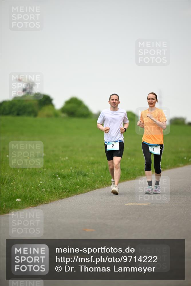 10.05.2026 - 8. Wedeler Halbmarathon Dr. Thomas Lammeyer http://msf.ph/oto/9714222 10.05.2026 12:18:55 Laufen  meine-sportfotos.de