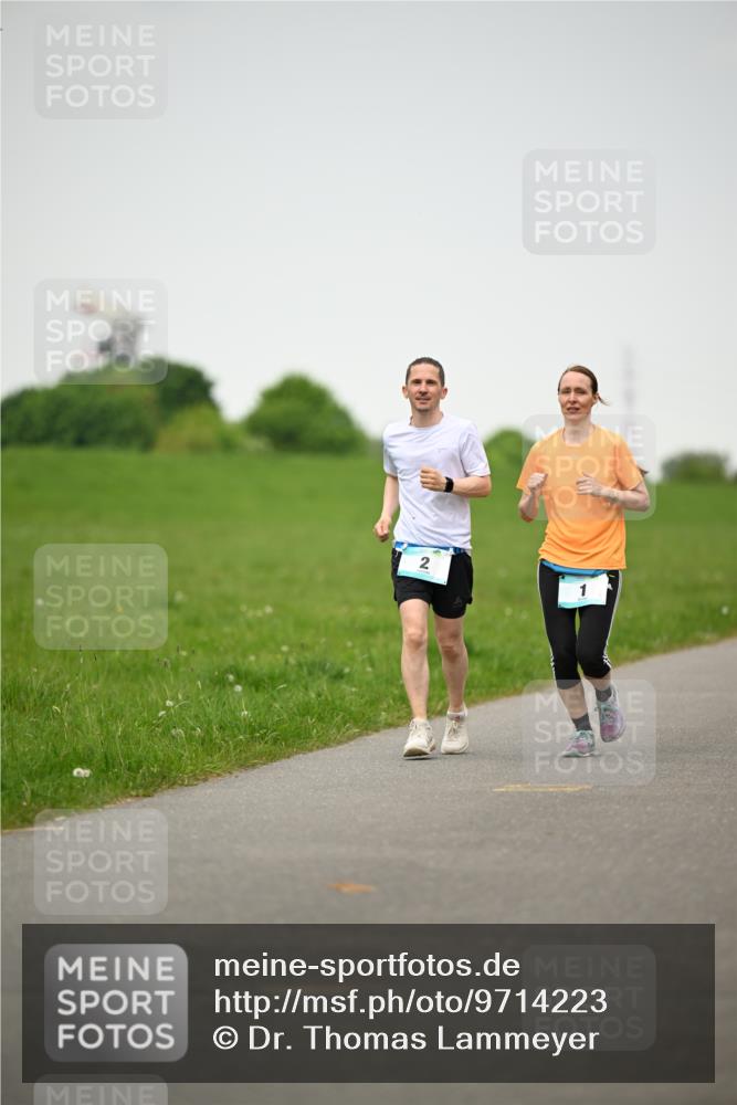 10.05.2026 - 8. Wedeler Halbmarathon Dr. Thomas Lammeyer http://msf.ph/oto/9714223 10.05.2026 12:18:55 Laufen  meine-sportfotos.de