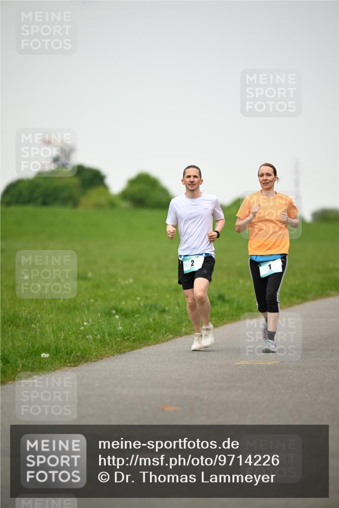 10.05.2026 - 8. Wedeler Halbmarathon Dr. Thomas Lammeyer http://msf.ph/oto/9714226 10.05.2026 12:18:55 Laufen  meine-sportfotos.de