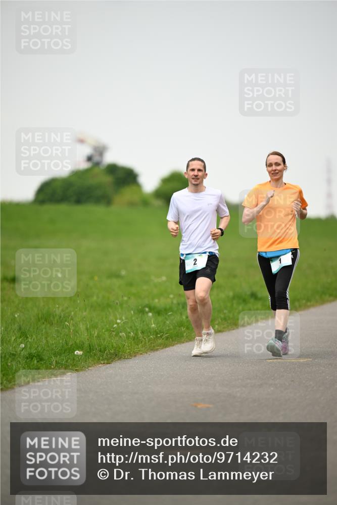 10.05.2026 - 8. Wedeler Halbmarathon Dr. Thomas Lammeyer http://msf.ph/oto/9714232 10.05.2026 12:18:56 Laufen  meine-sportfotos.de