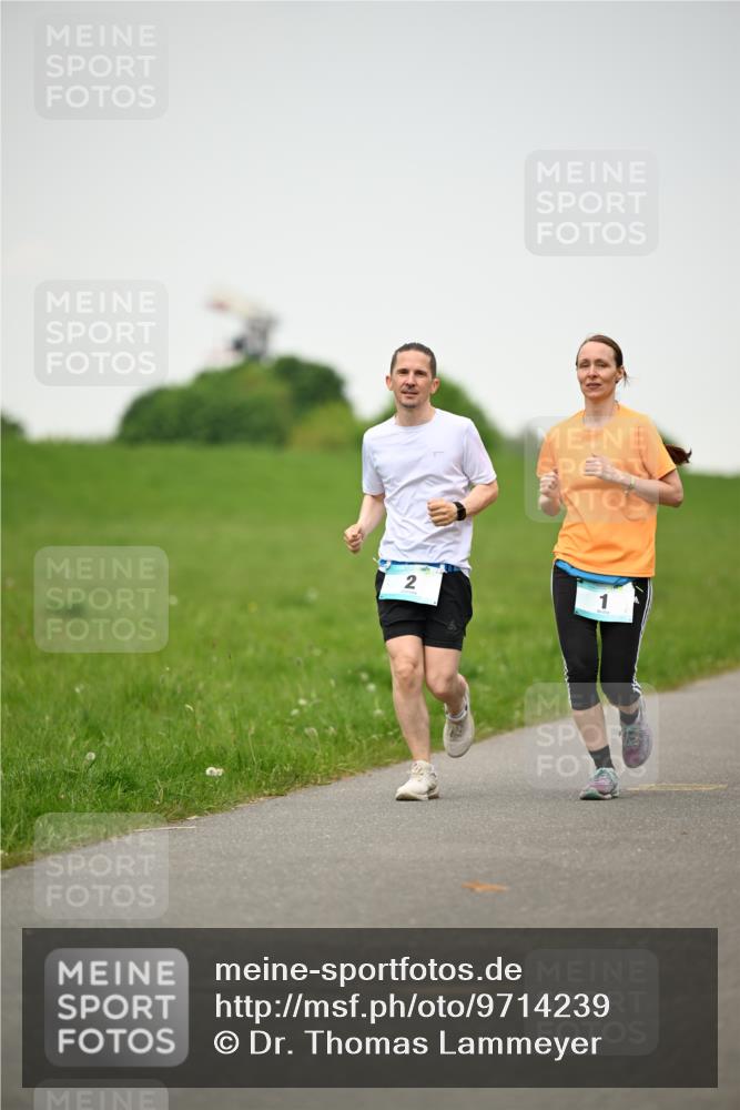 10.05.2026 - 8. Wedeler Halbmarathon Dr. Thomas Lammeyer http://msf.ph/oto/9714239 10.05.2026 12:18:56 Laufen  meine-sportfotos.de