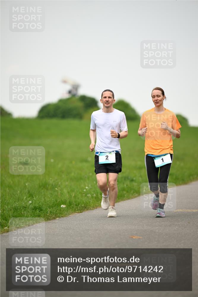 10.05.2026 - 8. Wedeler Halbmarathon Dr. Thomas Lammeyer http://msf.ph/oto/9714242 10.05.2026 12:18:57 Laufen  meine-sportfotos.de
