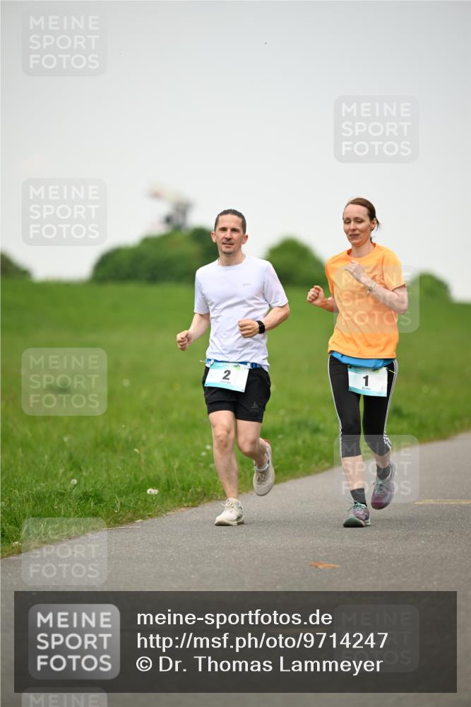 10.05.2026 - 8. Wedeler Halbmarathon Dr. Thomas Lammeyer http://msf.ph/oto/9714247 10.05.2026 12:18:57 Laufen  meine-sportfotos.de