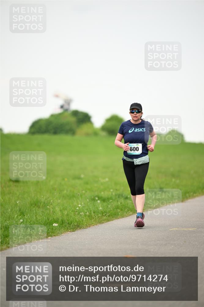 10.05.2026 - 8. Wedeler Halbmarathon Dr. Thomas Lammeyer http://msf.ph/oto/9714274 10.05.2026 12:19:08 Laufen 600 meine-sportfotos.de
