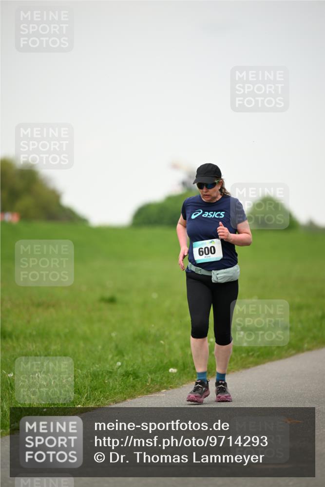 10.05.2026 - 8. Wedeler Halbmarathon Dr. Thomas Lammeyer http://msf.ph/oto/9714293 10.05.2026 12:19:10 Laufen 600 meine-sportfotos.de