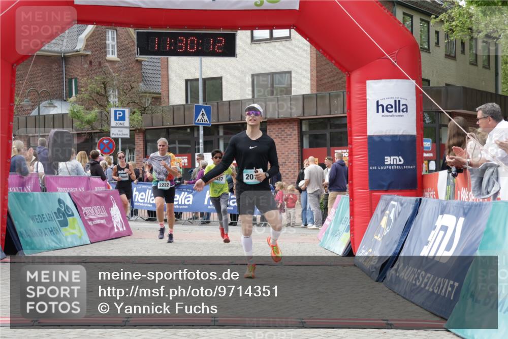 10.05.2026 - 8. Wedeler Halbmarathon Yannick Fuchs http://msf.ph/oto/9714351 10.05.2026 11:30:10 Ziel 437, 655, 2014, 2089, 2123, 2147, 2155, 2222 meine-sportfotos.de