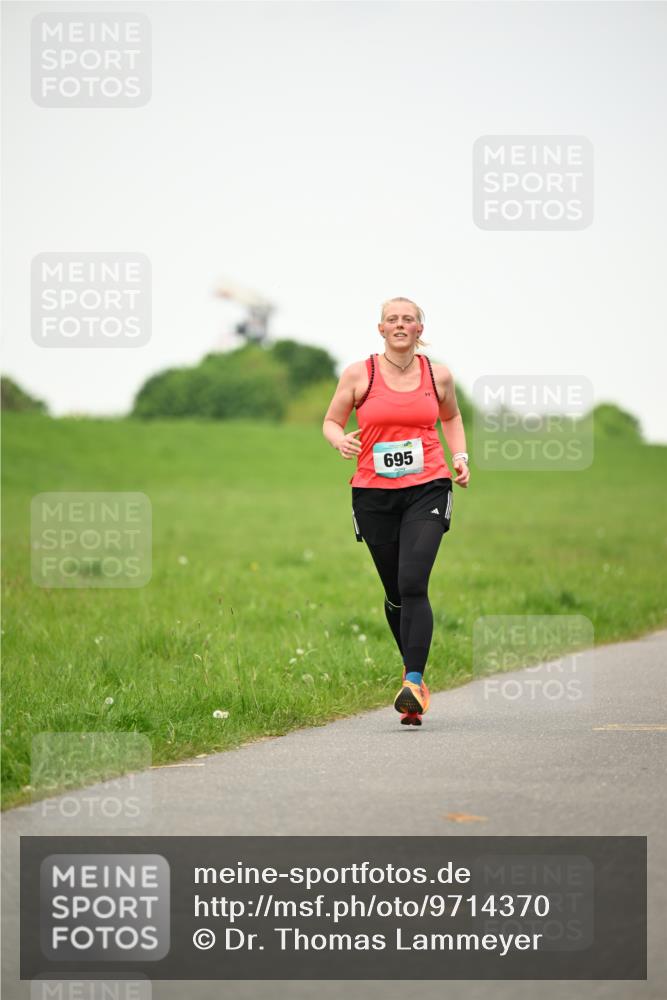 10.05.2026 - 8. Wedeler Halbmarathon Dr. Thomas Lammeyer http://msf.ph/oto/9714370 10.05.2026 12:19:55 Laufen 695 meine-sportfotos.de