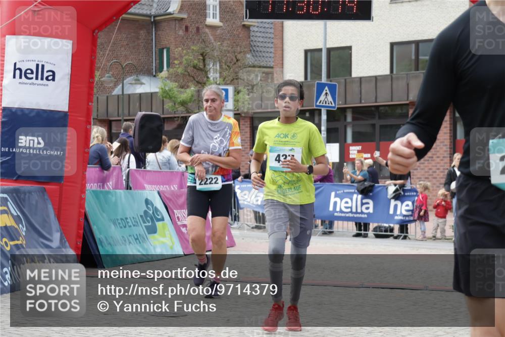 10.05.2026 - 8. Wedeler Halbmarathon Yannick Fuchs http://msf.ph/oto/9714379 10.05.2026 11:30:13 Ziel 437, 806, 2014, 2089, 2222 meine-sportfotos.de