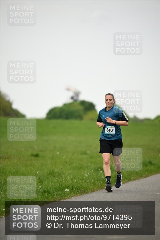 10.05.2026 - 8. Wedeler Halbmarathon Dr. Thomas Lammeyer http://msf.ph/oto/9714395 10.05.2026 12:20:07 Laufen 640 meine-sportfotos.de