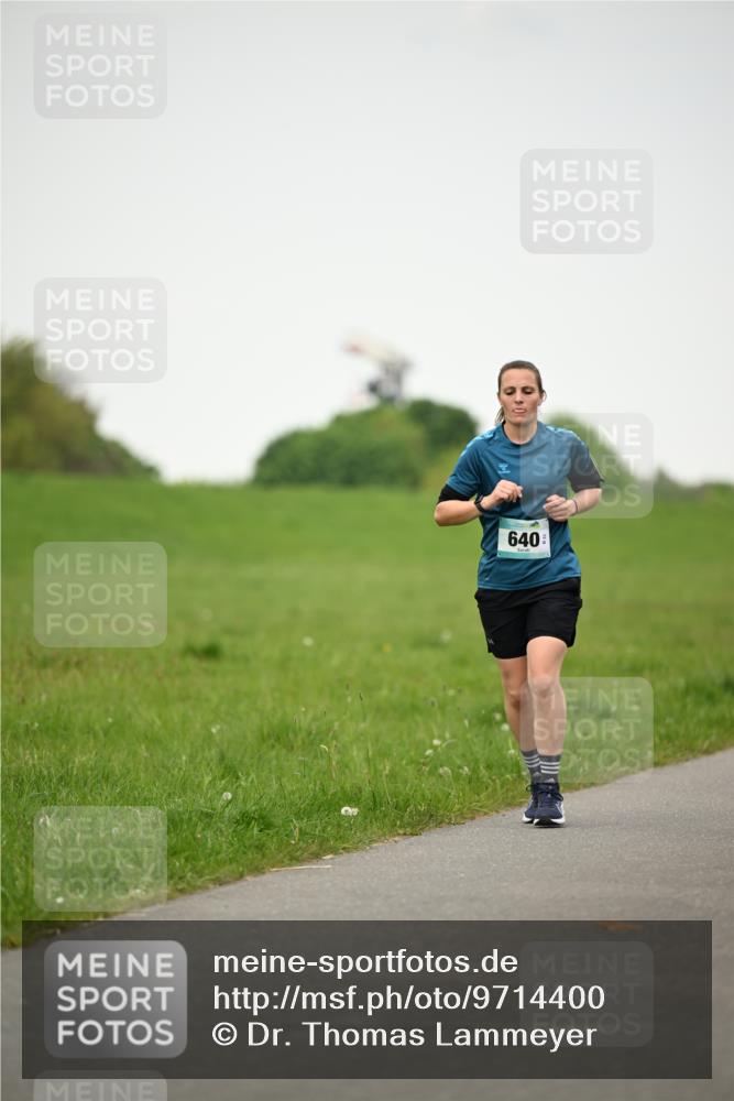 10.05.2026 - 8. Wedeler Halbmarathon Dr. Thomas Lammeyer http://msf.ph/oto/9714400 10.05.2026 12:20:07 Laufen 640 meine-sportfotos.de