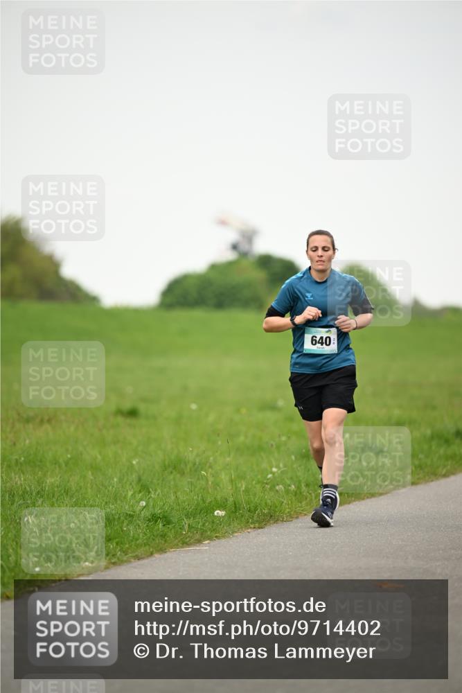 10.05.2026 - 8. Wedeler Halbmarathon Dr. Thomas Lammeyer http://msf.ph/oto/9714402 10.05.2026 12:20:07 Laufen 640 meine-sportfotos.de