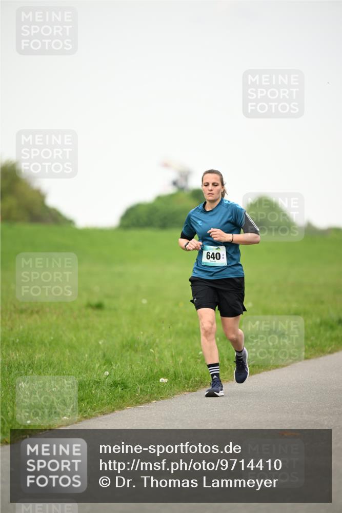 10.05.2026 - 8. Wedeler Halbmarathon Dr. Thomas Lammeyer http://msf.ph/oto/9714410 10.05.2026 12:20:08 Laufen 640 meine-sportfotos.de