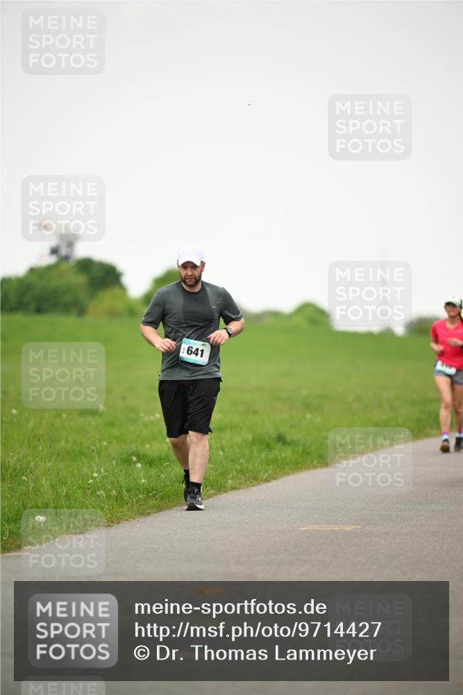 10.05.2026 - 8. Wedeler Halbmarathon Dr. Thomas Lammeyer http://msf.ph/oto/9714427 10.05.2026 12:20:26 Laufen 641 meine-sportfotos.de