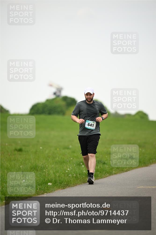 10.05.2026 - 8. Wedeler Halbmarathon Dr. Thomas Lammeyer http://msf.ph/oto/9714437 10.05.2026 12:20:26 Laufen 641 meine-sportfotos.de