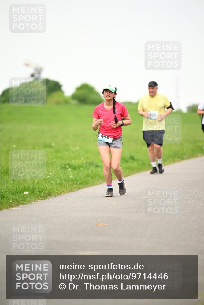 10.05.2026 - 8. Wedeler Halbmarathon Dr. Thomas Lammeyer http://msf.ph/oto/9714446 10.05.2026 12:20:32 Laufen 4407 meine-sportfotos.de