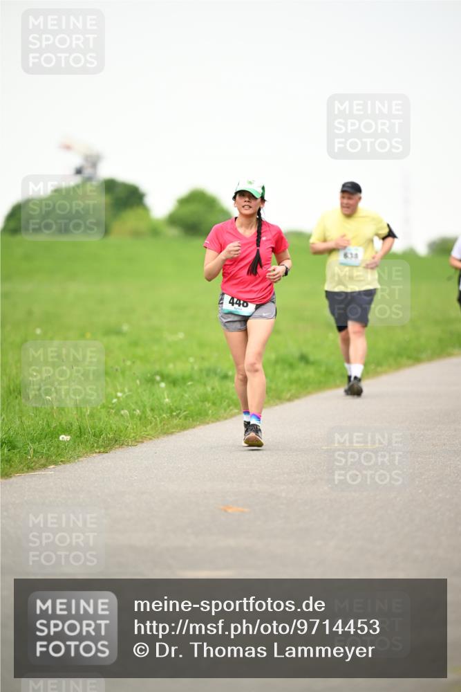 10.05.2026 - 8. Wedeler Halbmarathon Dr. Thomas Lammeyer http://msf.ph/oto/9714453 10.05.2026 12:20:33 Laufen 440 meine-sportfotos.de