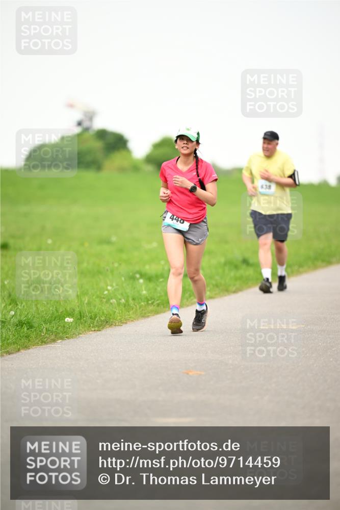 10.05.2026 - 8. Wedeler Halbmarathon Dr. Thomas Lammeyer http://msf.ph/oto/9714459 10.05.2026 12:20:33 Laufen 440 meine-sportfotos.de