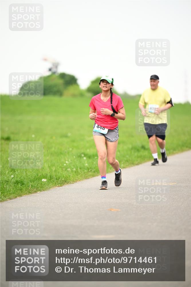 10.05.2026 - 8. Wedeler Halbmarathon Dr. Thomas Lammeyer http://msf.ph/oto/9714461 10.05.2026 12:20:33 Laufen 440 meine-sportfotos.de