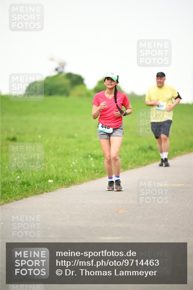 10.05.2026 - 8. Wedeler Halbmarathon Dr. Thomas Lammeyer http://msf.ph/oto/9714463 10.05.2026 12:20:33 Laufen 440 meine-sportfotos.de