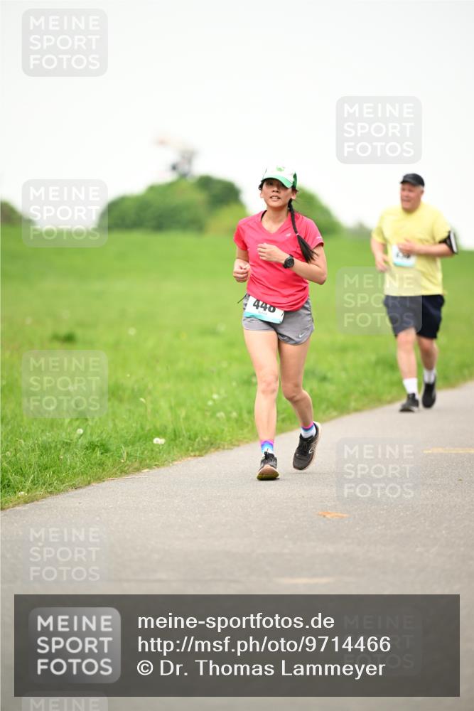 10.05.2026 - 8. Wedeler Halbmarathon Dr. Thomas Lammeyer http://msf.ph/oto/9714466 10.05.2026 12:20:34 Laufen 440 meine-sportfotos.de