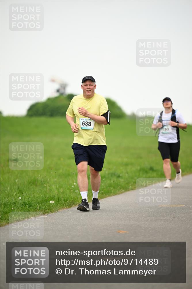 10.05.2026 - 8. Wedeler Halbmarathon Dr. Thomas Lammeyer http://msf.ph/oto/9714489 10.05.2026 12:20:37 Laufen 638, 163 meine-sportfotos.de