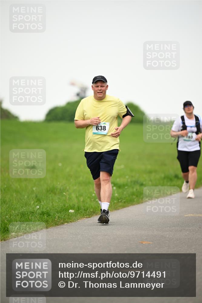 10.05.2026 - 8. Wedeler Halbmarathon Dr. Thomas Lammeyer http://msf.ph/oto/9714491 10.05.2026 12:20:38 Laufen 638 meine-sportfotos.de